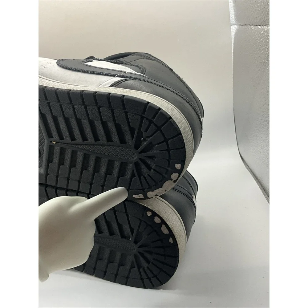 Men's Size 10 Nike Air Jordan 1 Mid Black Off Noir White DQ8426-010 No Box